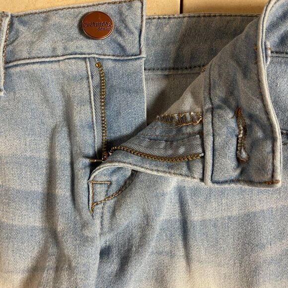 Evermore Acid Washed Denim Shorts 1 - Picture 8 of 11